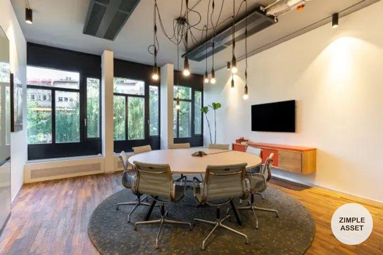 picture Serviced office for rent at Harbor Mall in downtown Chonburi, located near Laem Chabang Port. Fully equipped with modern office facilities. - 1/11