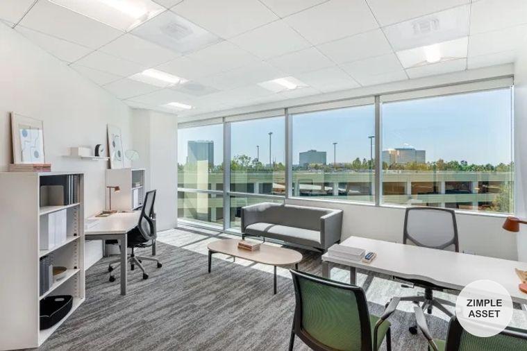 picture Offices for rent in Bhiraj Tower at Bitec and join multinationals at this prestigious address. With on-site parking and a location next to BTS Bangna - 11/11