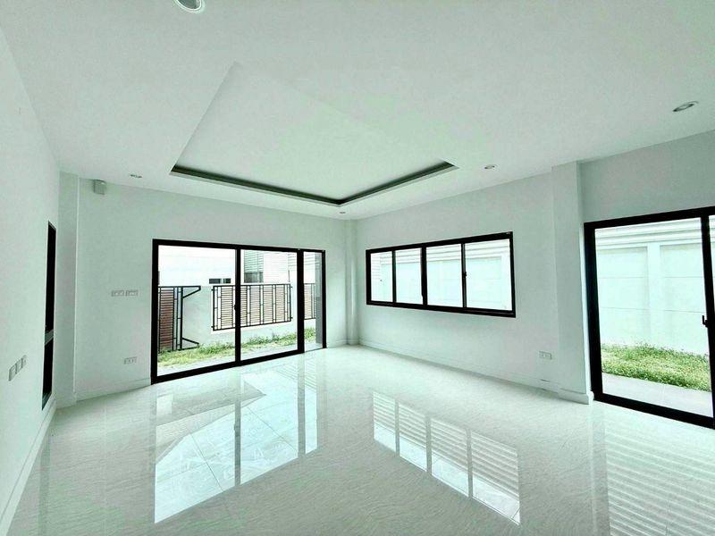 picture For sale: 2-storey detached house, The Perfect Beyond Bangsaen project, Chonburi - 2/15