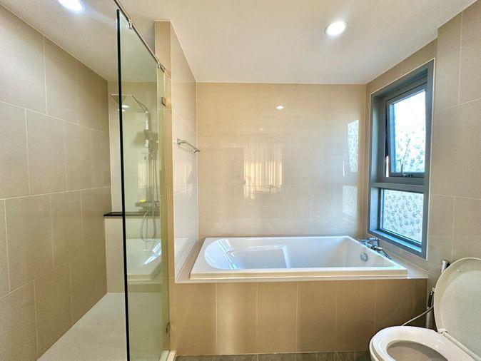 รูป คอนโดหรูติดทะเล The Symphony | บางพระ-ศรีราชา : 3 Bed 2 Bath 122 ตรม ชั้น 35 พร้อมเข้าอยู่ - รูปที่ 10/25