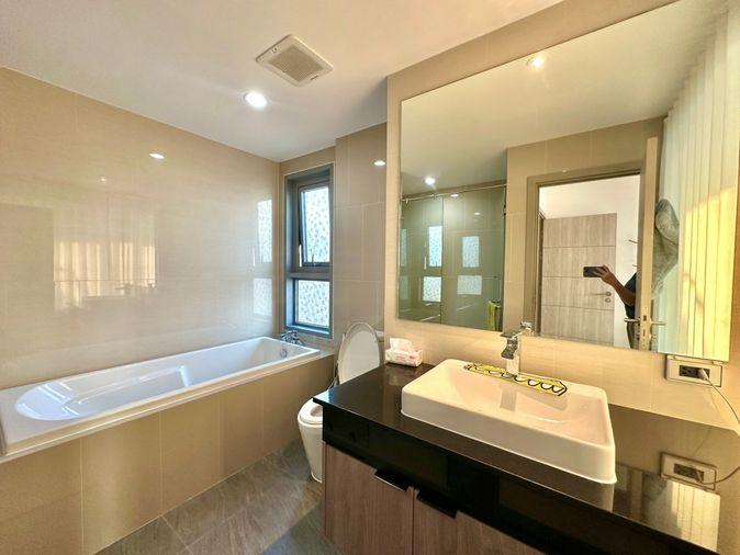 รูป คอนโดหรูติดทะเล The Symphony | บางพระ-ศรีราชา : 3 Bed 2 Bath 122 ตรม ชั้น 35 พร้อมเข้าอยู่ - รูปที่ 11/25