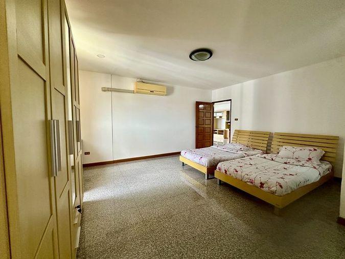 picture Condo for rent in the heart of Sriracha, Eastern Tower, fully furnished,  move in Ready - 8/14