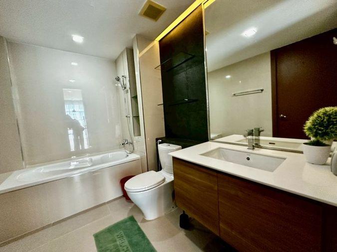 picture Condo for rent, Green Lake, beautiful room, corner, fully decorated, with furniture, great value - 10/13