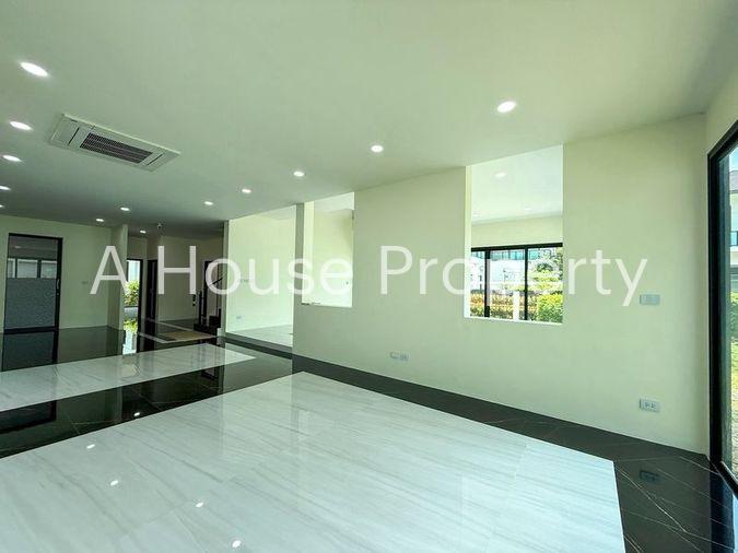 picture Single house for sale in Chonburi, Casaluna Mesto Home project, behind Central Chonburi - 3/20