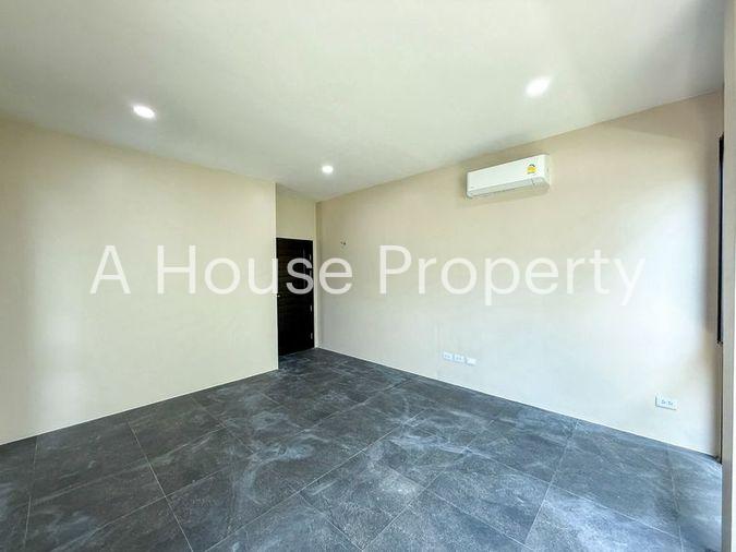 picture Single house for sale in Chonburi, Casaluna Mesto Home project, behind Central Chonburi - 8/20