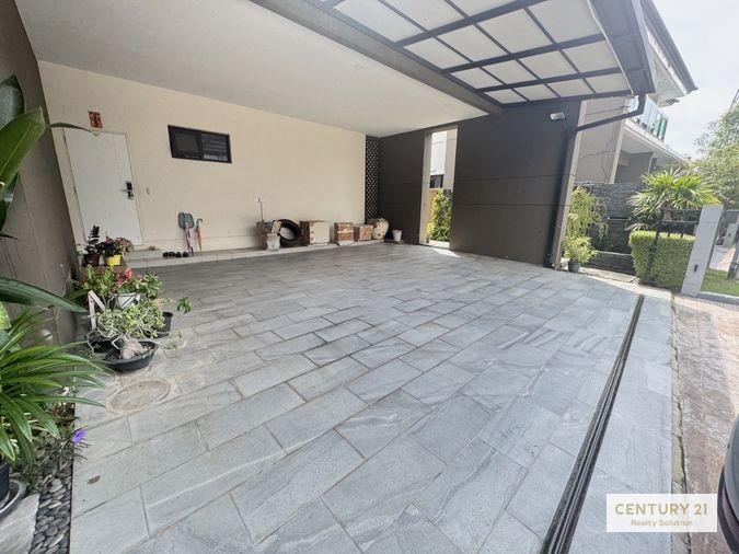 picture For Sale : 4 bedroom house near Mega Bangna - 2/10