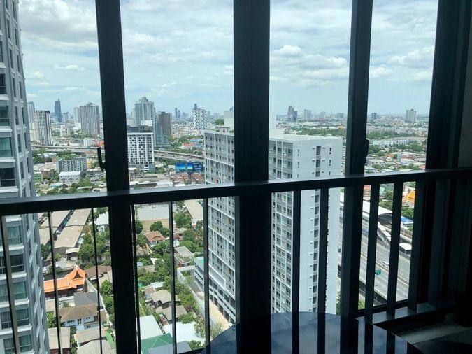picture For Sale: Ideo Wutthakat | Corner Unit | Pool & Sathorn View | Next to BTS Wutthakat - 4/11