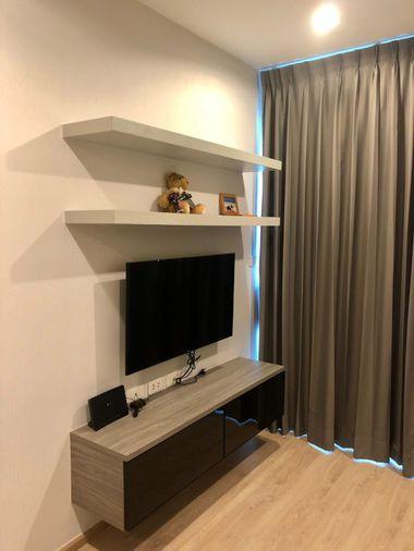 picture For Sale: Ideo Wutthakat | Corner Unit | Pool & Sathorn View | Next to BTS Wutthakat - 10/11