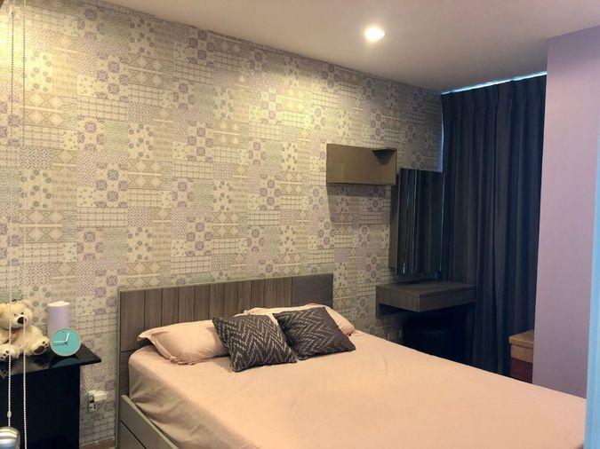 picture For Sale: Ideo Wutthakat | Corner Unit | Pool & Sathorn View | Next to BTS Wutthakat - 1/11