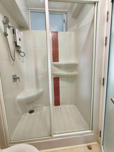 picture G 2287🚨中国客户，请加微信。(在联系方式的旁边)For rent I-biza Condo RCA Line❤️💜@condopremium💜❤️Ready to move in ⬛🟨 📞 065 695 3645🟨⬛ - 10/11