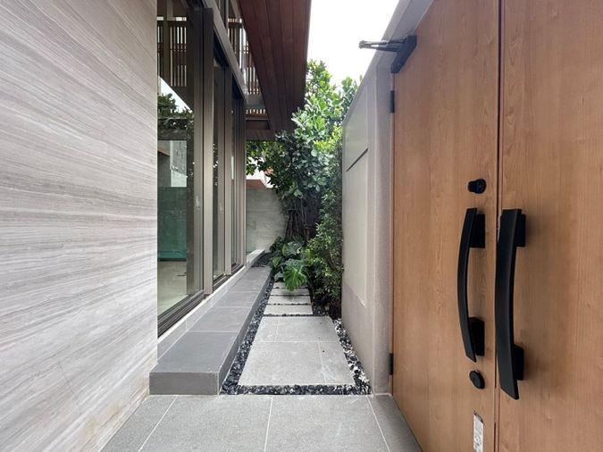 รูป Vi Ari (วี อารีย์) บ้านเดี่ยวสูง 3.5 ชั้นระดับ Super Luxury “ใจกลางอารีย์”  - รูปที่ 3/10