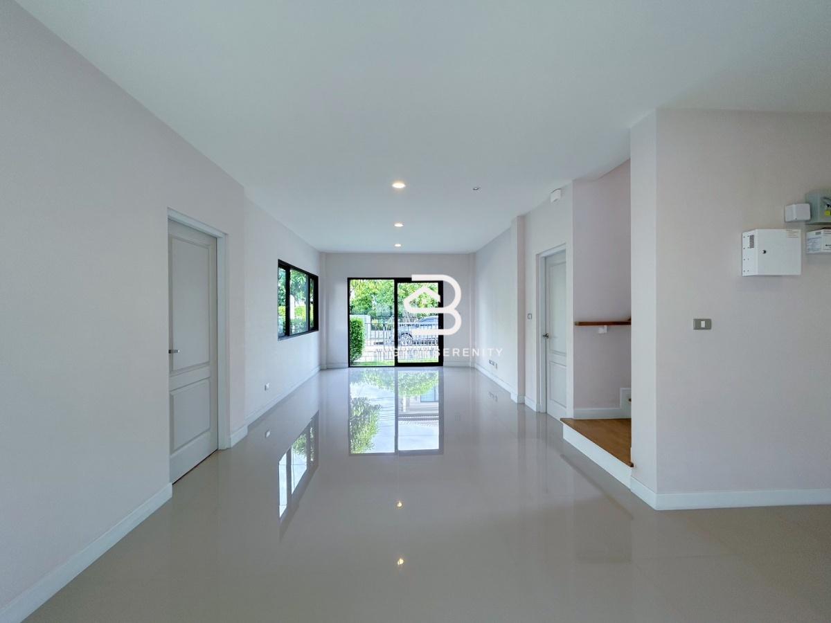 รูป ขาย บ้านเดี่ยว เซ็นโทร บางนา กม.7 ใกล้ Mega Bangna - รูปที่ 2/13