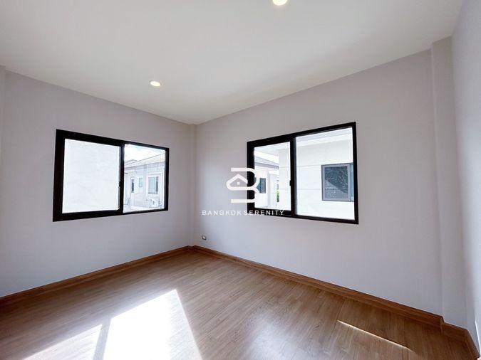 รูป ขาย บ้านเดี่ยว เซ็นโทร บางนา กม.7 ใกล้ Mega Bangna - รูปที่ 12/13