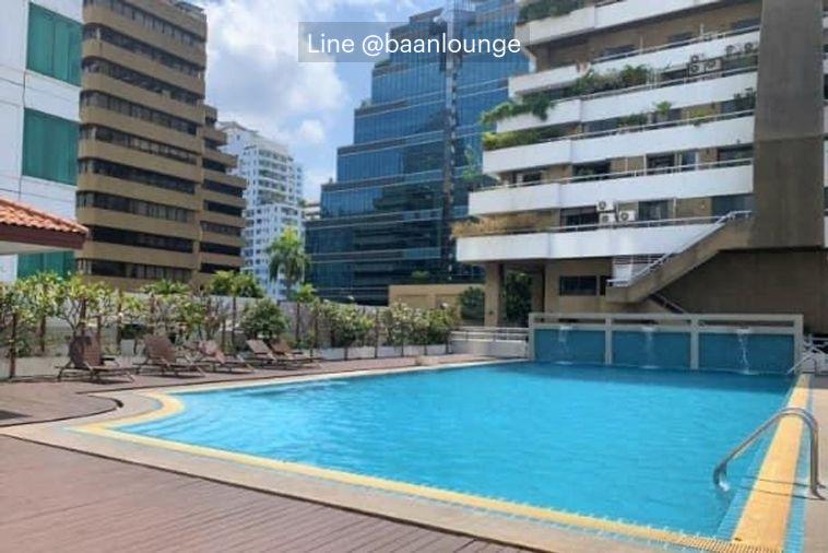 picture Sukhumvit Living Town 2 bedrooms, 1 bathroom Corner unit - 11/12