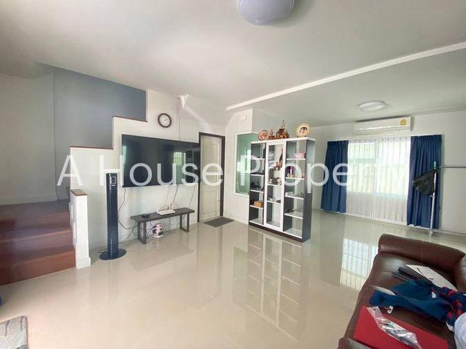 picture Second-hand semi-detached house for sale, Supalai Ville Bangsaen project, Chonburi - 5/18