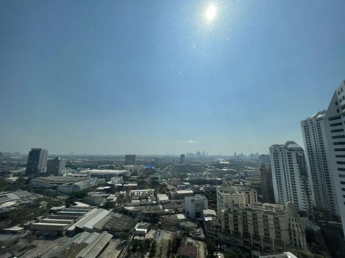 picture The Emporio Place  24th floor Size 73 square meters Duplex room 1 bedroom, 1 bathroom - 11/11