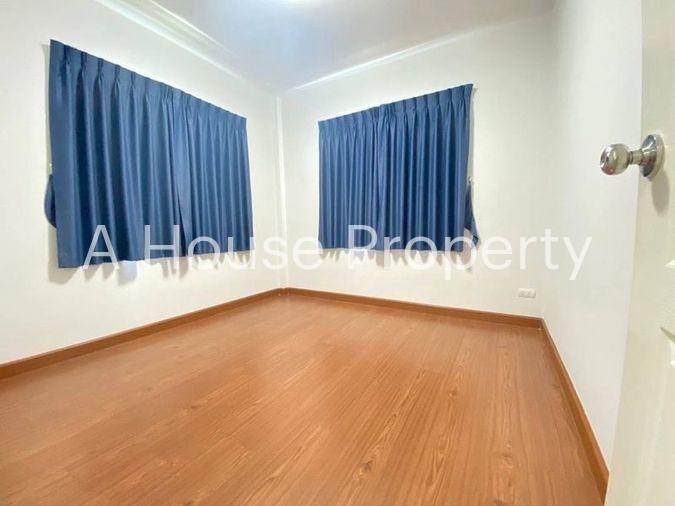 picture Second-hand semi-detached house for sale, Supalai Ville Bangsaen project, Chonburi - 12/18
