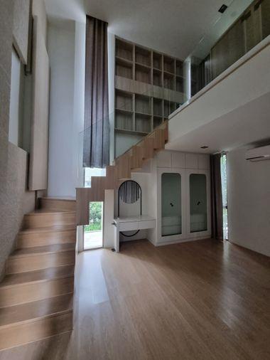 picture House for sale, Rama 9 Soi 41, Suan Luang    3 Storeys    Size 52 square wah - 47/64