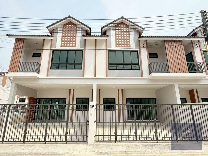 รูป เซนสิริทาวน์โฮม ทุ่งกลม-ตาหมัน ใกล้ โรงเรียนนานาชาติ ธาราพัฒนา - รูปที่ 1/10