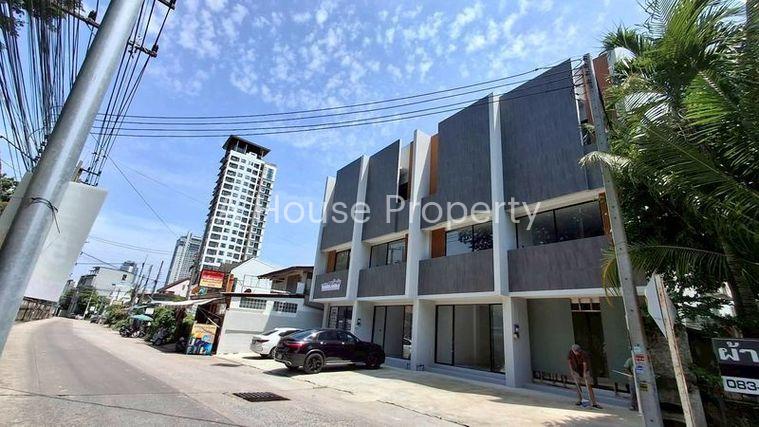 รูป ขายอาคารพาณิชย์ 3 ชั้น ตึกใหม่ สไตล์โมเดิร์น ใกล้โรงเรียนอัสสัมชัญศรีราชา - รูปที่ 16/17