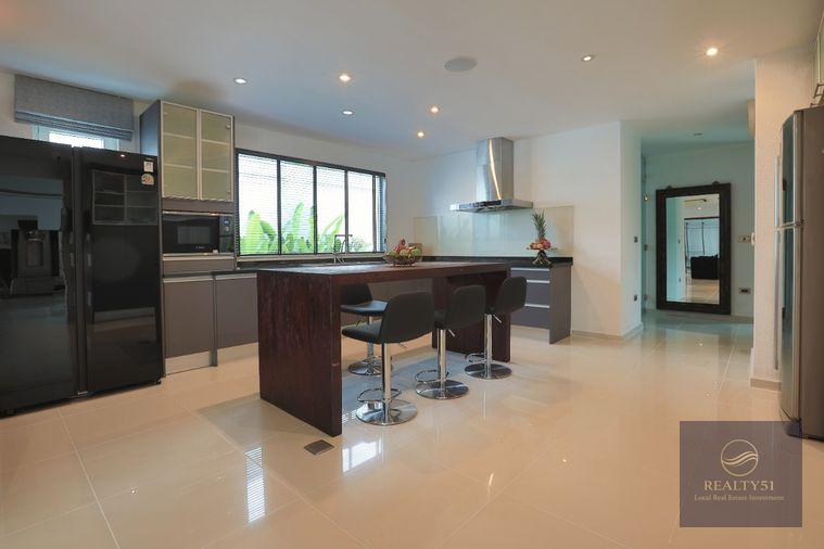 picture Siam Royal View villa Luxurious villa Fully furnished With many facilities - 12/69