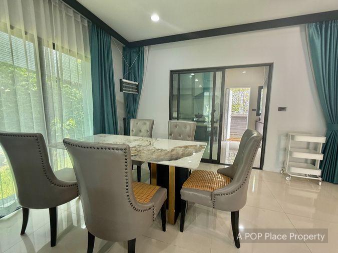 picture Setthasiri Krungthep Kreetha 2 Single House 4 bed 4 bath with EV Charge 160,000 baht - 8/16