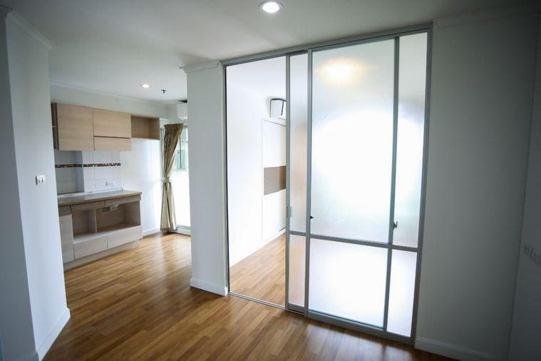 picture Condo Lumpini Place Rama 4 - Kluai Nam Thai near BTS Ekkamai - 1/14
