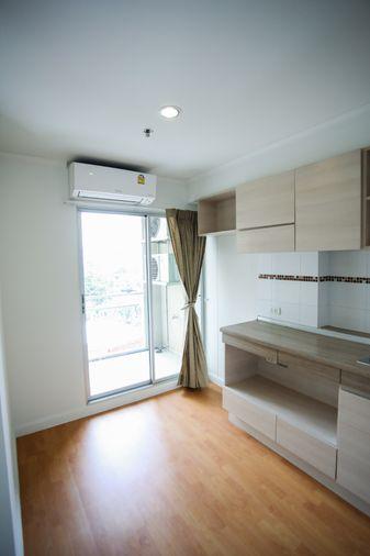 picture Condo Lumpini Place Rama 4 - Kluai Nam Thai near BTS Ekkamai - 21/21