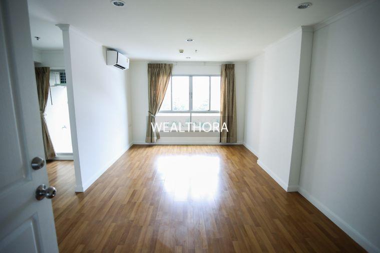 picture Condo Lumpini Place Rama 4 - Kluai Nam Thai near BTS Ekkamai - 1/19
