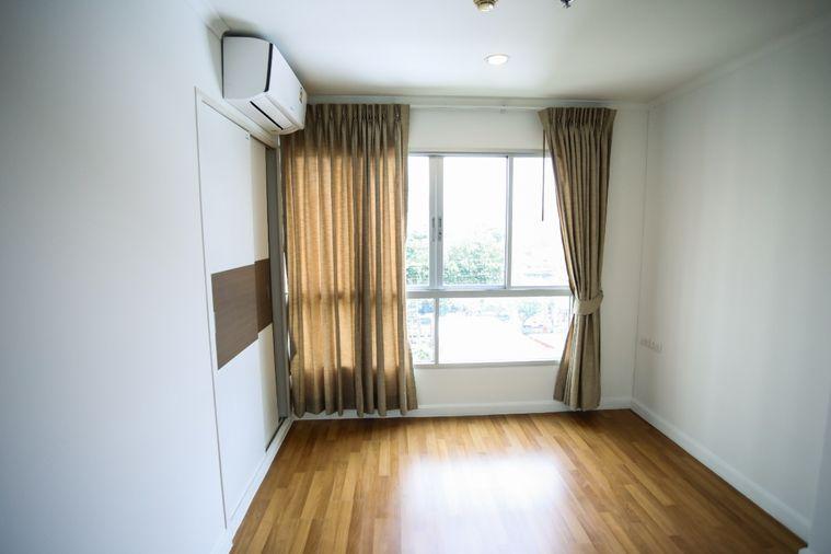 picture Condo Lumpini Place Rama 4 - Kluai Nam Thai near BTS Ekkamai - 8/14