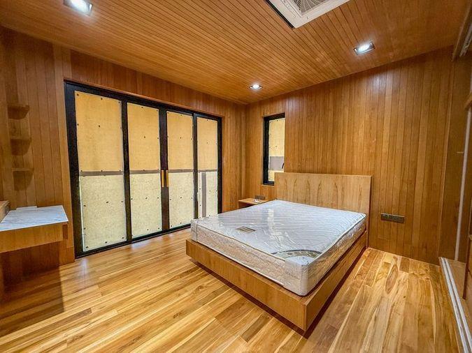 รูป ขายบ้านเดียวสุดหรู หลังใหญ่ โครงการ มบ.ปัญญารีสอร์ท บางพระ ชลบุรี  - รูปที่ 13/20