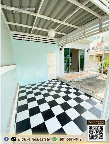รูป A68-057 ขายขาดทุนทาวน์เฮ้าส์ หมู่บ้านประภาทรัพย์ 4 หลังมุม มีพื้นที่ด้านข้าง ใกล้รถไฟฟ้า พร้อมระบบโซล่าเซลล์ พร้อมอยู่✨ - รูปที่ 2/15