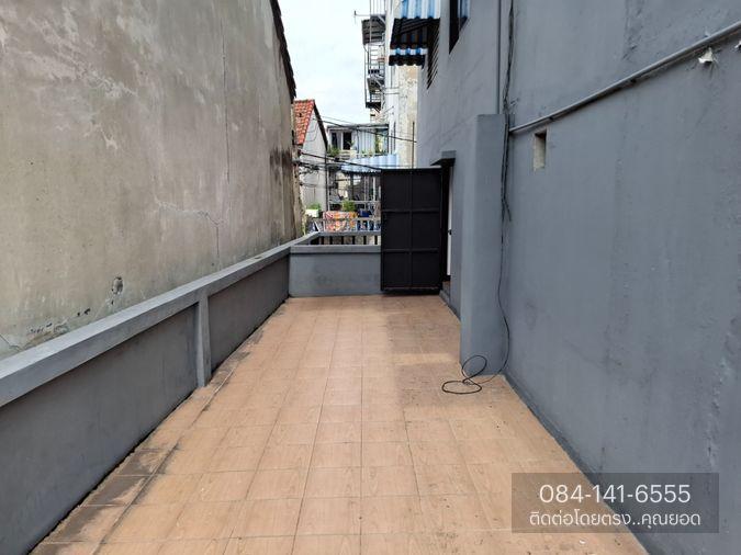 รูป ขายด่วน! อาคารพาณิชย์-สำนักงาน 4 ชั้น 2 คูหาทะลุถึงกัน (ใกล้สนามบินดอนเมือง) ทำเลดี ติดถนน ซอย ประชาอุทิศ 13 ดอนเมือง ราคา 7,900,000 บาท) - รูปที่ 9/25