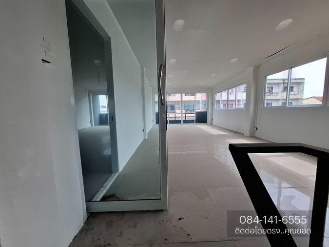 รูป ขายด่วน! อาคารพาณิชย์-สำนักงาน 4 ชั้น 2 คูหาทะลุถึงกัน (ใกล้สนามบินดอนเมือง) ทำเลดี ติดถนน ซอย ประชาอุทิศ 13 ดอนเมือง ราคา 7,900,000 บาท) - รูปที่ 14/25
