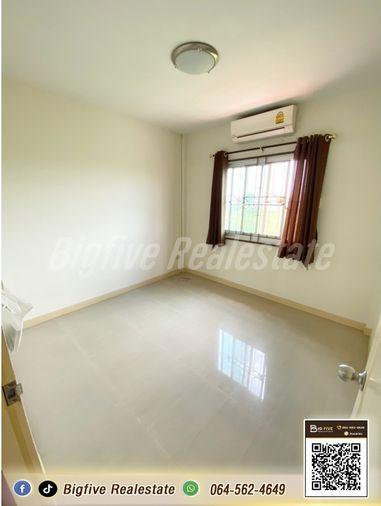 รูป  A68-057   ขายขาดทุนทาวน์เฮ้าส์ หมู่บ้านประภาทรัพย์ 4 หลังมุม มีพื้นที่ด้านข้าง ใกล้รถไฟฟ้า พร้อมระบบโซล่าเซลล์ พร้อมอยู่✨ - รูปที่ 12/15