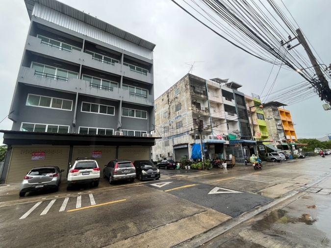 รูป ขายด่วน! อาคารพาณิชย์-สำนักงาน 4 ชั้น 2 คูหาทะลุถึงกัน (ใกล้สนามบินดอนเมือง) ทำเลดี ติดถนน ซอย ประชาอุทิศ 13 ดอนเมือง ราคา 7,900,000 บาท) - รูปที่ 25/25