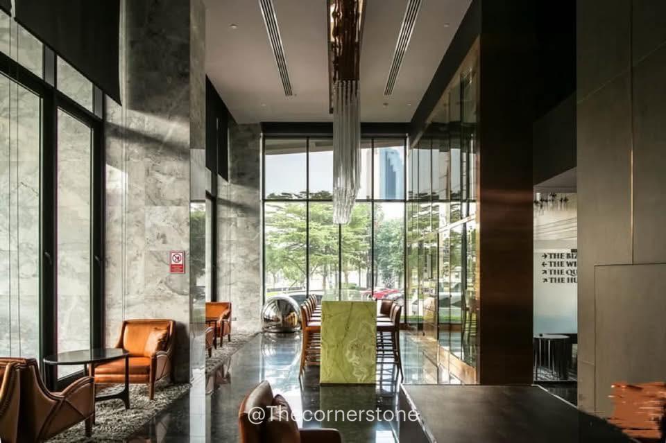 picture For Rent❗️" 𝐈𝐕𝐘 𝐀𝐦𝐩𝐢𝐨 " 𝟐𝟒,𝟎𝟎𝟎 THB. 1 Bedroom Size 44 Sq.m. Near MRT-Thailand Cutural Centre - 24/24
