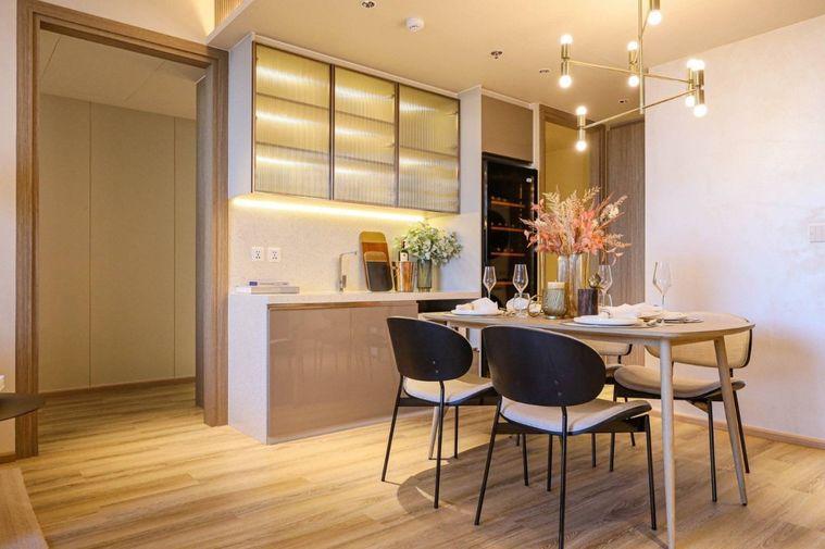 picture Luxury beach front Arom Wongamat Sea view and pool view  Foreigner quota Private elevator On 6floor Na Klue Pattaya - 26/38
