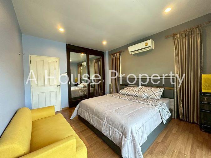picture Large detached house for rent, luxury style, in The Boulevard Village, Sriracha, Chonburi - 14/17