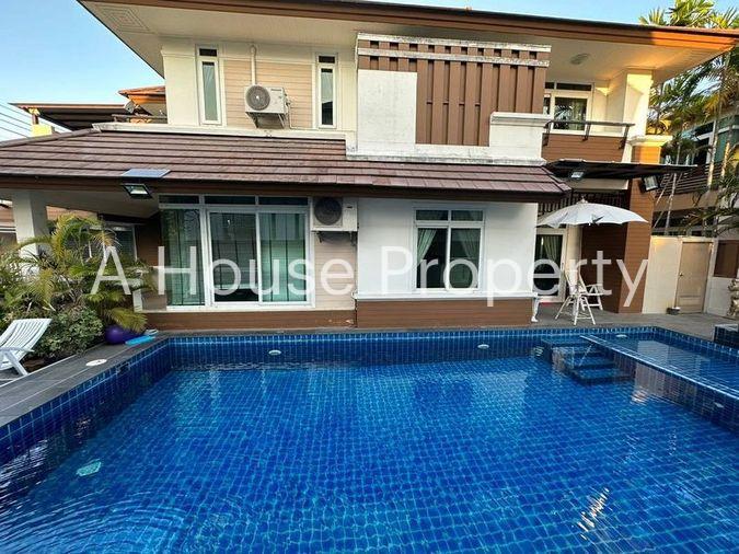 picture Large detached house for rent, luxury style, in The Boulevard Village, Sriracha, Chonburi - 3/17