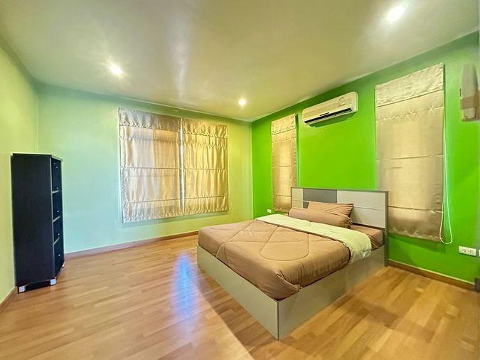 picture Large detached house for rent, luxury style, in The Boulevard Village, Sriracha, Chonburi - 16/17