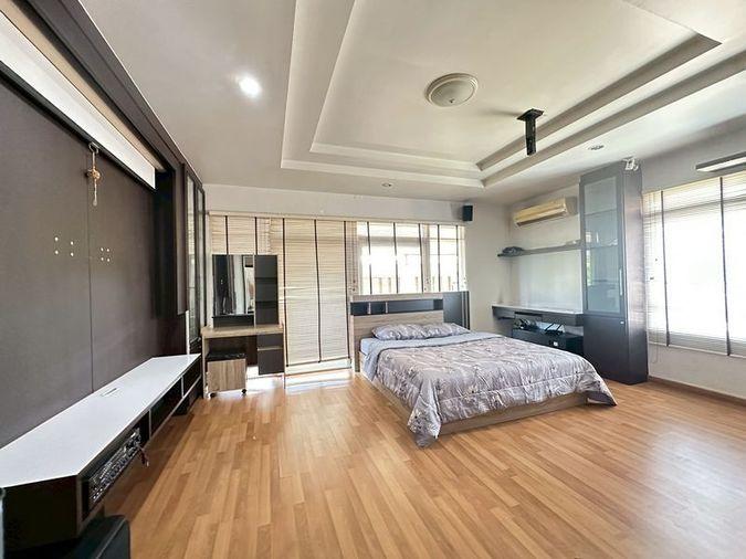 picture Large detached house for rent, luxury style, in The Boulevard Village, Sriracha, Chonburi - 13/17