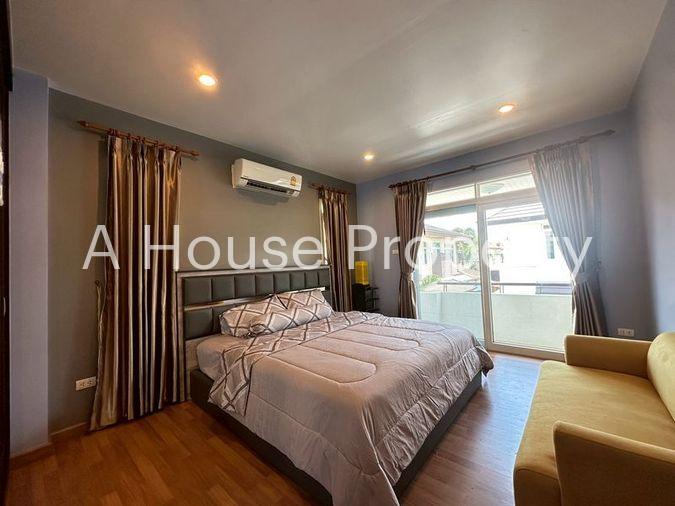 picture Large detached house for rent, luxury style, in The Boulevard Village, Sriracha, Chonburi - 15/17