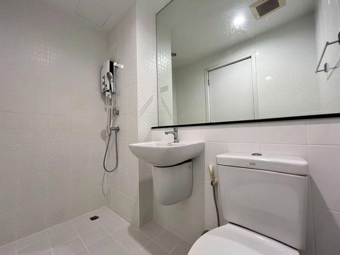 รูป 💥💥[ขายห้องพร้อมผู้เช่า] Condo The Tree Interchange Cooper 22.77 ตร.ม.ตึก A ชั้น 39 วิวแม่น้ำ เพียง 1.9 ล้านบาท!! สอบถาม LINE ID: @atfirm💥💥 - รูปที่ 12/16