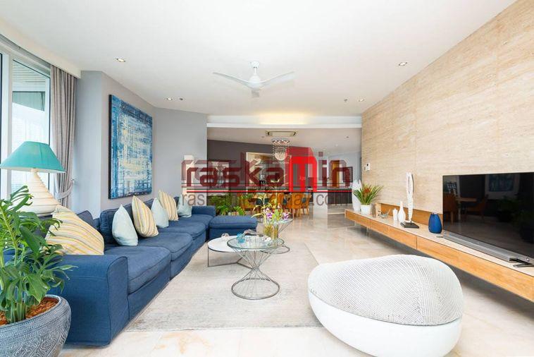 picture For Sale: The Cove Condominium – Luxurious 3-Bedroom with Stunning Ocean View - 5/16