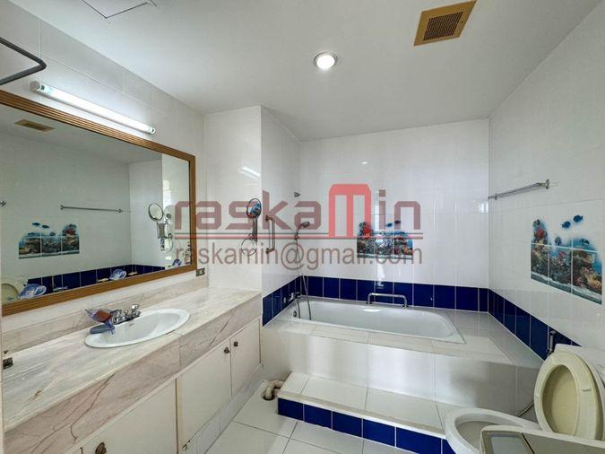picture For Sale – Baan Rimpha Condominium - 8/17