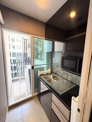 รูป 🚩🌺FOR RENT>> Regent Home Bangna 🎉ชั้น 27 อาคารB (วิวตึกและมองเห็นสระว่ายน้ำ) โดนแดดบ่าย ห้อง Studio เฟอร์นิเจอร์ครบ เดินทางสะดวก #PPH-SCH043 - รูปที่ 4/13