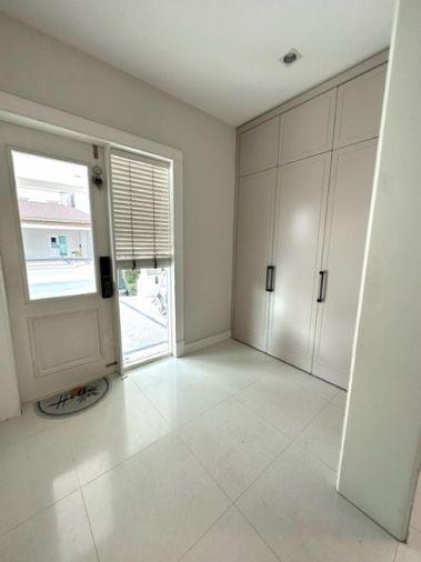 picture Ladawan Rama 2  There is an elevator in the house  3 floors Size 125.4 square wah Usable area 434 sq m - 8/42