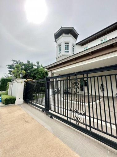 picture Ladawan Rama 2  There is an elevator in the house  3 floors Size 125.4 square wah Usable area 434 sq m - 29/42