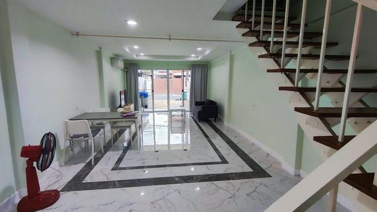 picture Townhouse for rent, Soi Sukhumvit 101 - 7/17